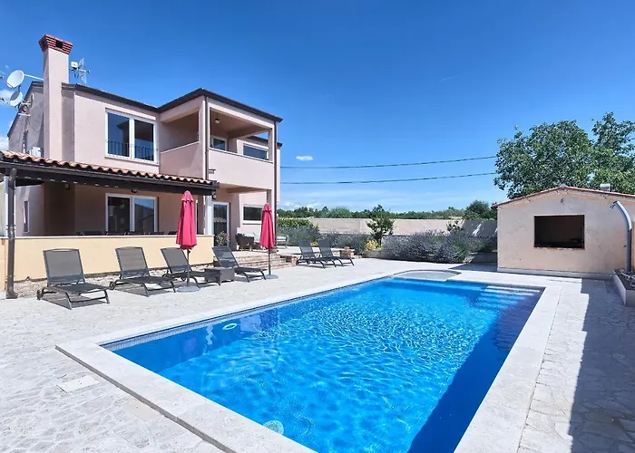 Pascal By Istra Vacation *