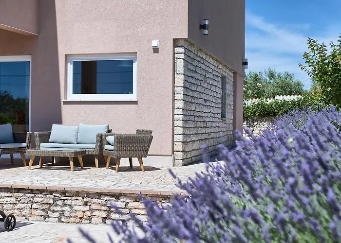 Pascal By Istra Vacation